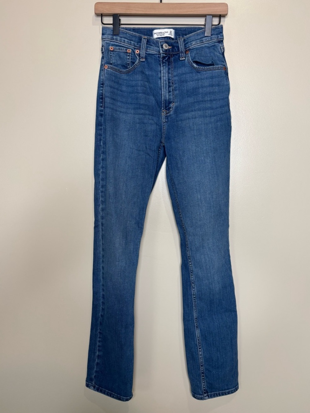 Abercrombie & Fitch Slim Straight Ultra High Rise Jeans